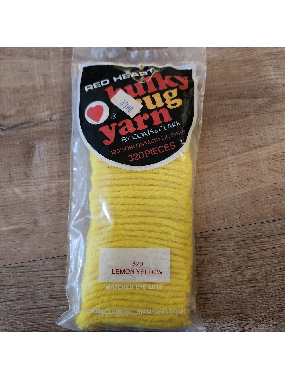 Vtg Red Heart Latch Hook Bulky Rug Yarn Lemon Yellow 620 NOS 1 Pack of 320pcs
